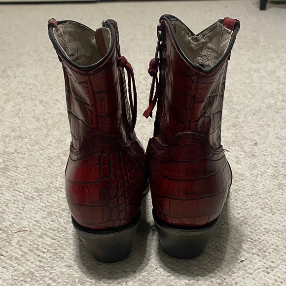 Freebird Red Croc-Embossed Ankle Boots - Picture 2 of 6